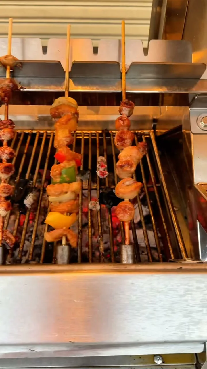 Nướng xiên không mới