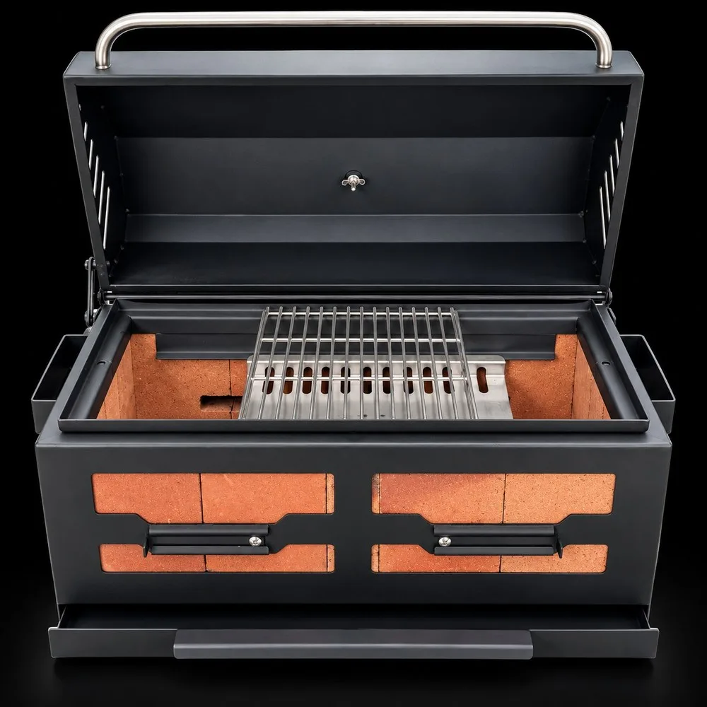 Lòng lò Yakitori tách khói: khay inox chắn mỡ có hàng khe dài dưới vỉ